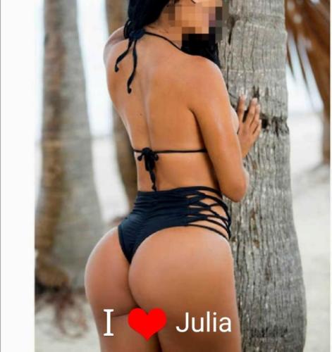 Julia (4)